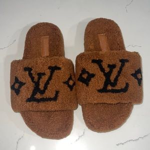 Cute slippers